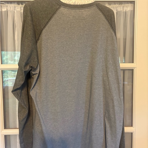 2 Columbia Men's Navy Heather and Green Heather Long Sleeve shirts Tees size Lrg - Picture 8 of 8